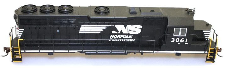 (image for) Loco Body Shell - Norfolk Southern #3061 ( HO GP40 )